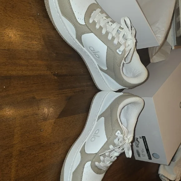 ALO Yoga Recovery Mode Sneaker Womens 8.5 - Picture 9 of 11